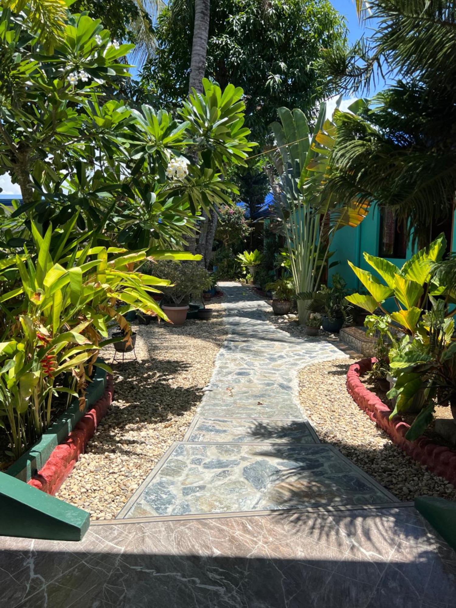 Bamboo Paradise Beach Resort Argao Exterior foto